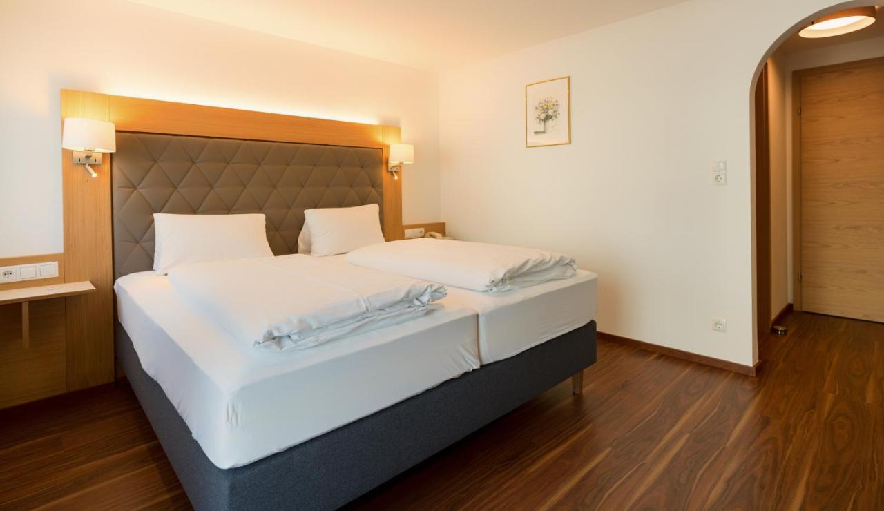 Hotel Cafe Lorenz Гоенемс Екстер'єр фото