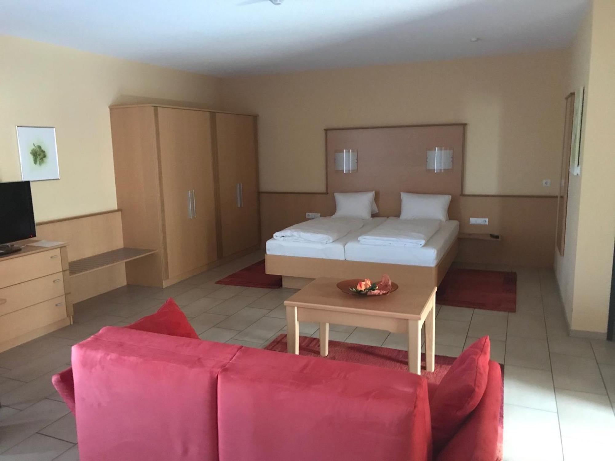 Hotel Cafe Lorenz Гоенемс Екстер'єр фото